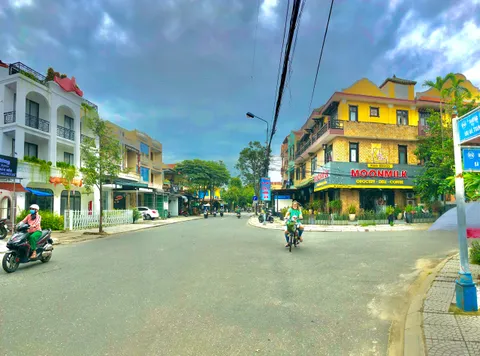 Bán nhà Mặt tiền đường Hai Bà Trưng - Hội An. Ngay Trung Tâm Phố Cổ Vị trí đắc địa (MS242)