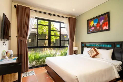 Bán Villa 6 phòng FULL Nội Thất - Tại Khu Phố Đi Bộ thứ 2 Hội An. Kinh doanh ngay (MS453)