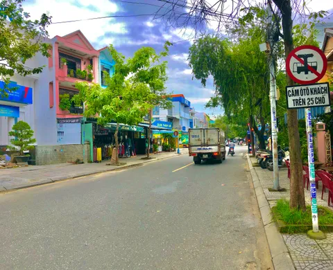 Bán Mặt tiền đường Hai Bà Trưng - Hội An. Vị trí đắc địa (MS333)