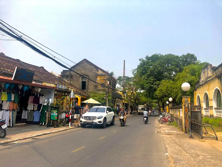 Bán Nhà Mặt Tiền Nguyễn Duy Hiệu Cách Phố Đi Bộ Hội An Chỉ Vài Bước Chân - Vị Trí Kinh Doanh Sầm Uất (MS524)