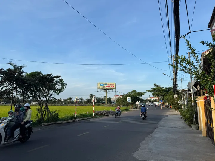 Bán đất kiệt Đường Cửa Đại - Hội An. Bề Ngang Siêu Đẹp Lên Đến 24m - Giá Tốt (MS477)
