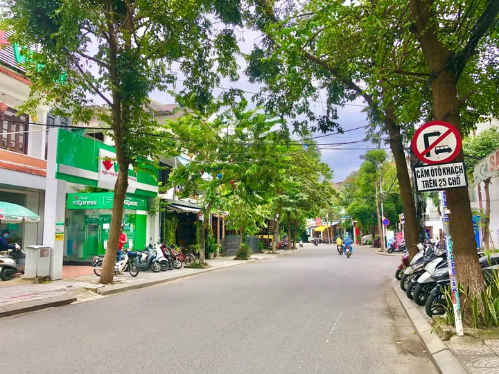 Cho thuê nhà Mặt tiền đường Hai Bà Trưng - Hội An. Ngay Trung Tâm Phố Cổ Vị trí đắc địa