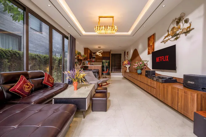 Bán căn Biệt Thự View Sông Hội An - Nằm ngay khu du lịch nổi tiếng Hội An - Sở hữu Bến Du Thuyền sau nhà (MS471)